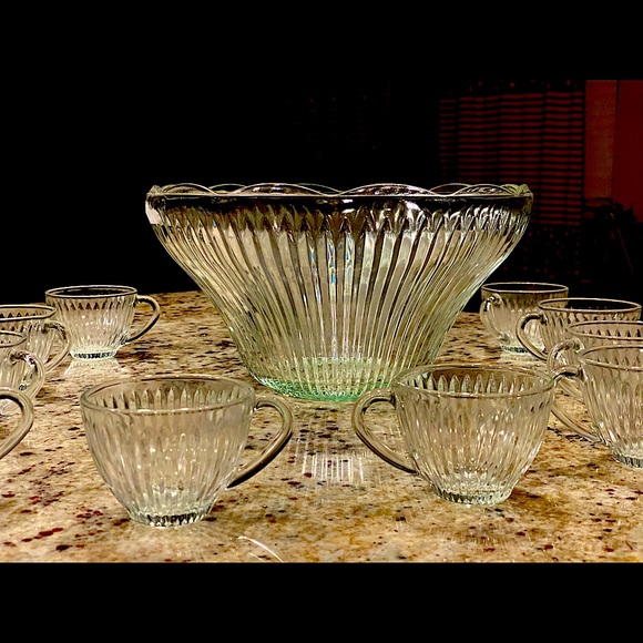 ROYAL CREST PUNCH Set by Gibson Clear Glass - Picture 2 of 6